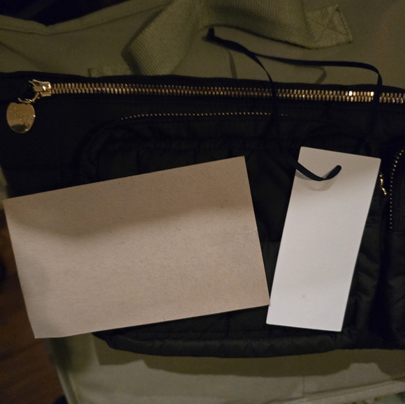 Brand New CLARE V.QUILTED CLOUD NYLON LE PAC - Picture 15 of 16